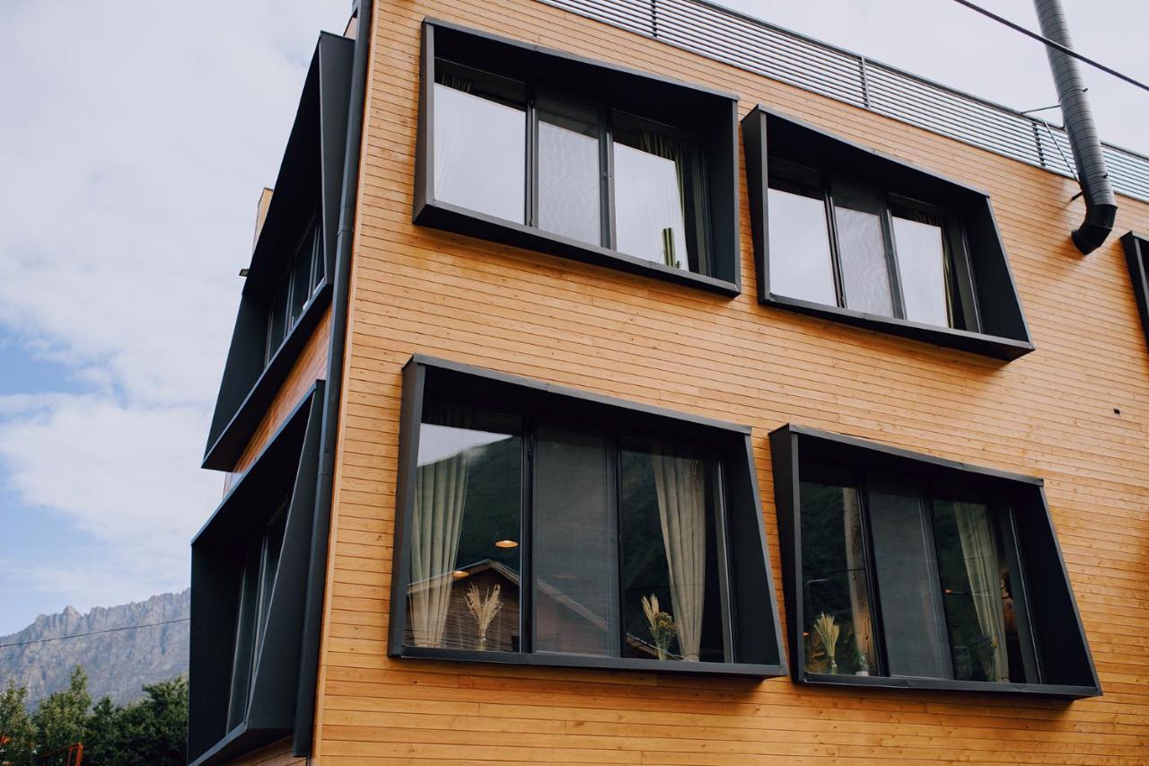Northgate Hotel Kazbegi エクステリア 写真