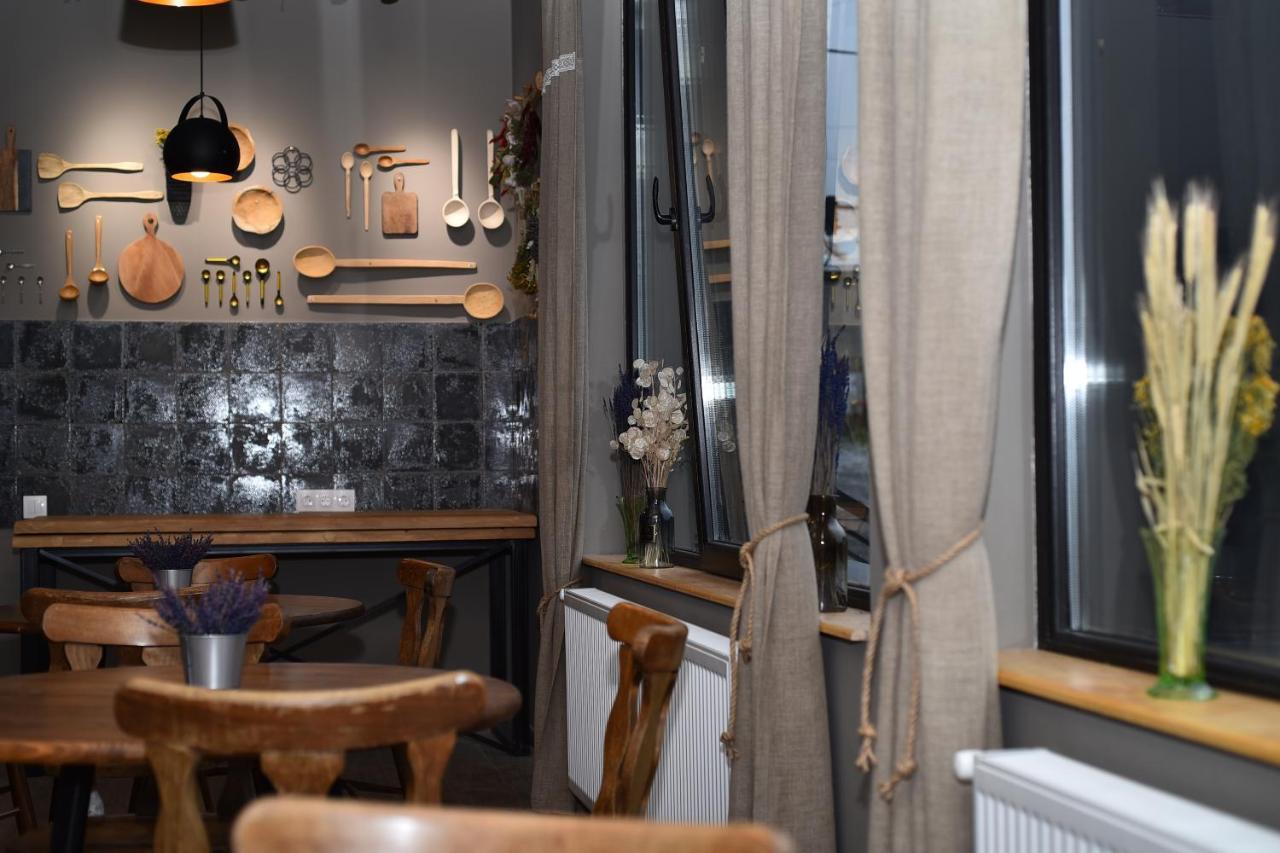 Northgate Hotel Kazbegi エクステリア 写真