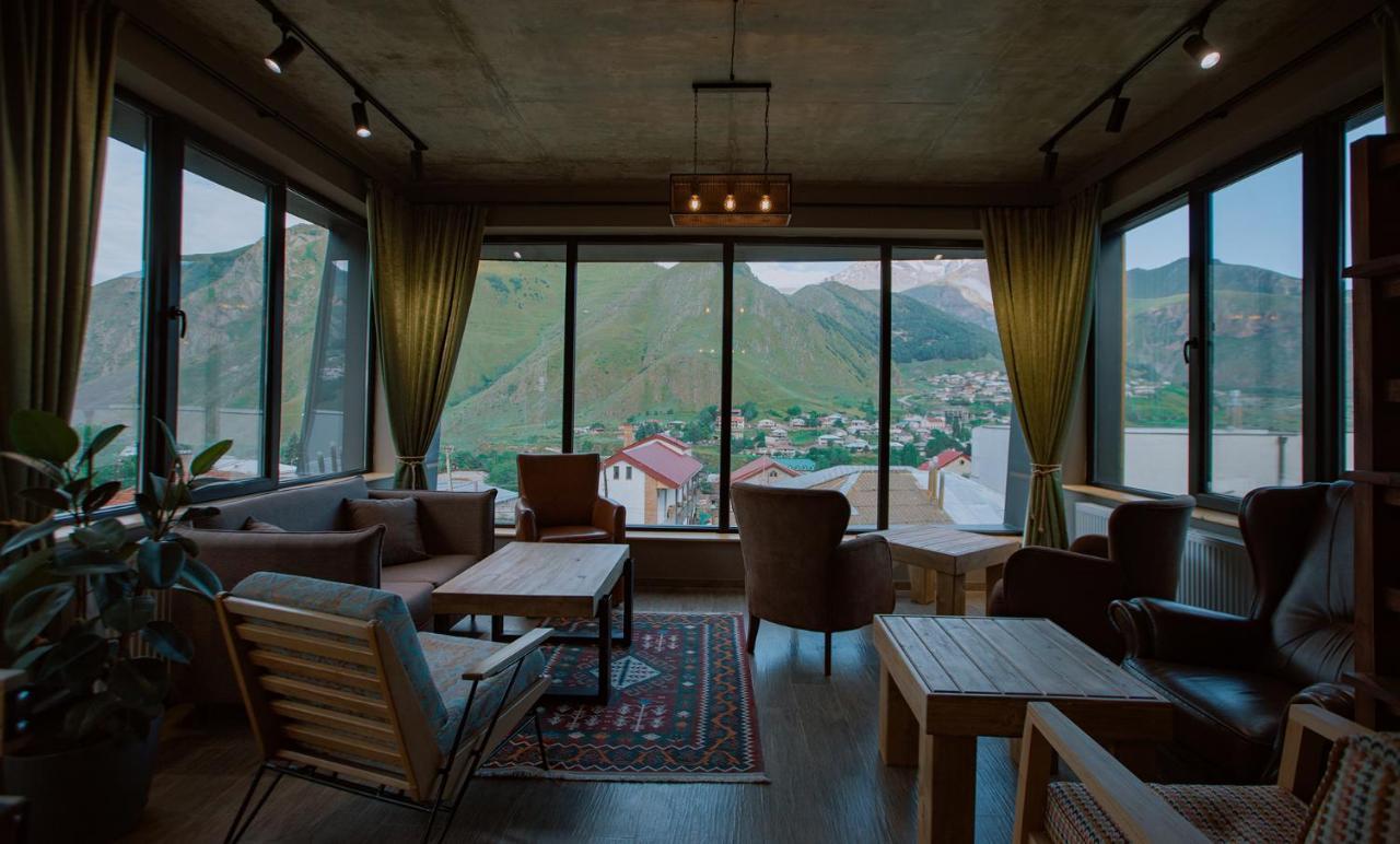 Northgate Hotel Kazbegi エクステリア 写真