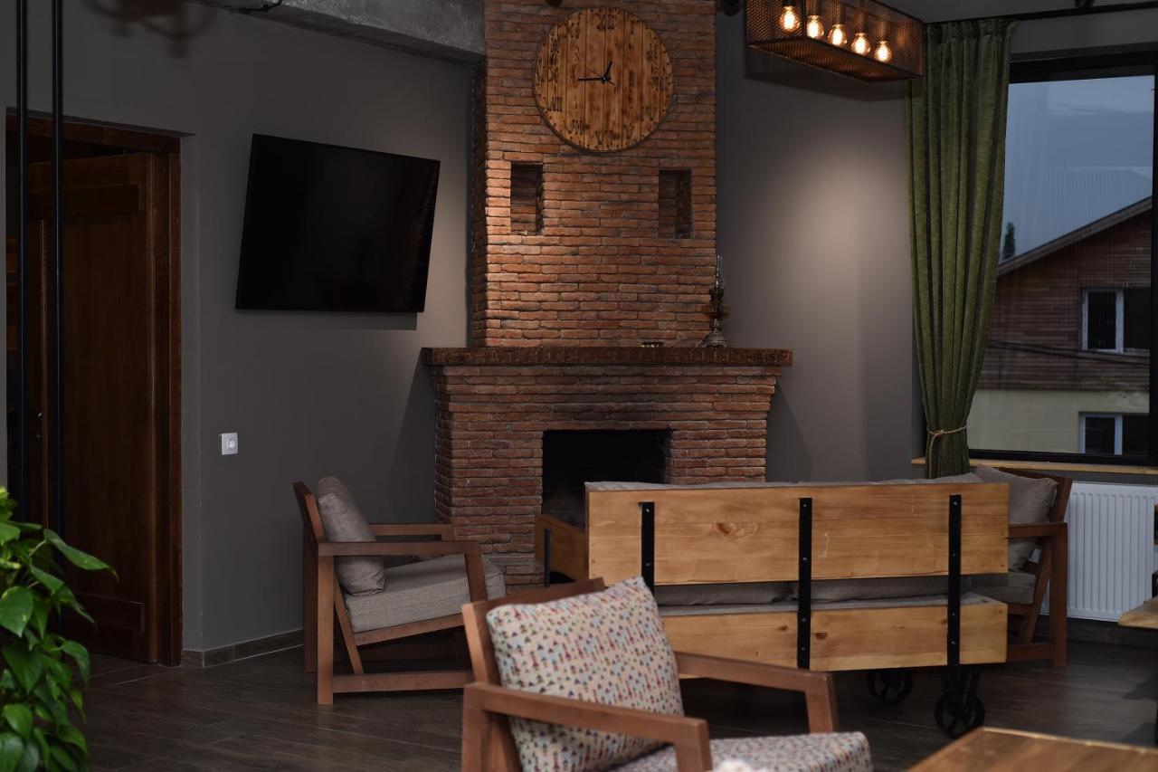 Northgate Hotel Kazbegi エクステリア 写真
