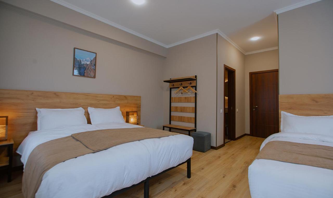 Northgate Hotel Kazbegi エクステリア 写真