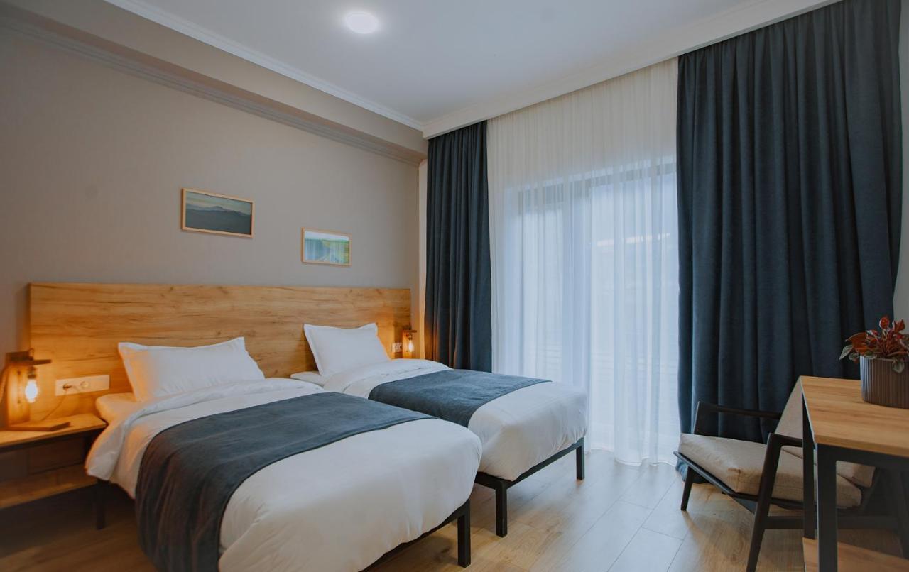 Northgate Hotel Kazbegi エクステリア 写真