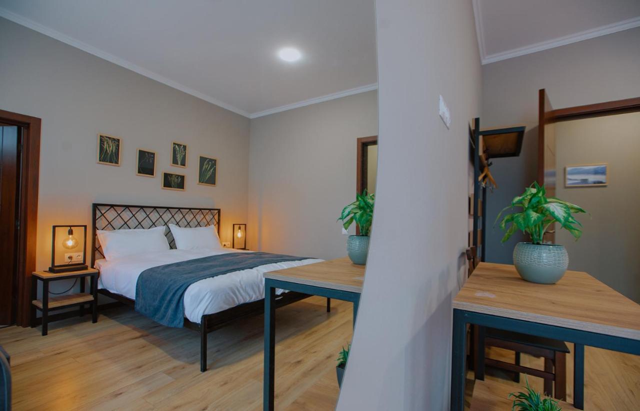 Northgate Hotel Kazbegi エクステリア 写真